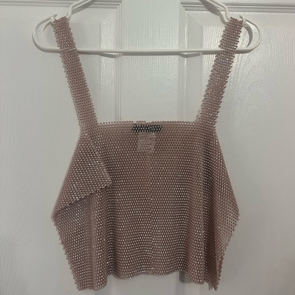 Mesh / see thru diamond top